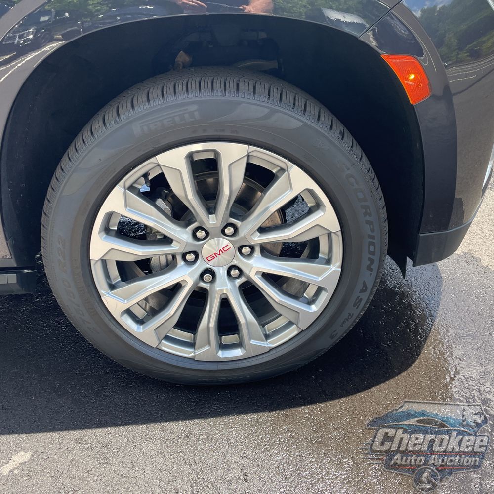 2023 GMC Yukon XL Denali