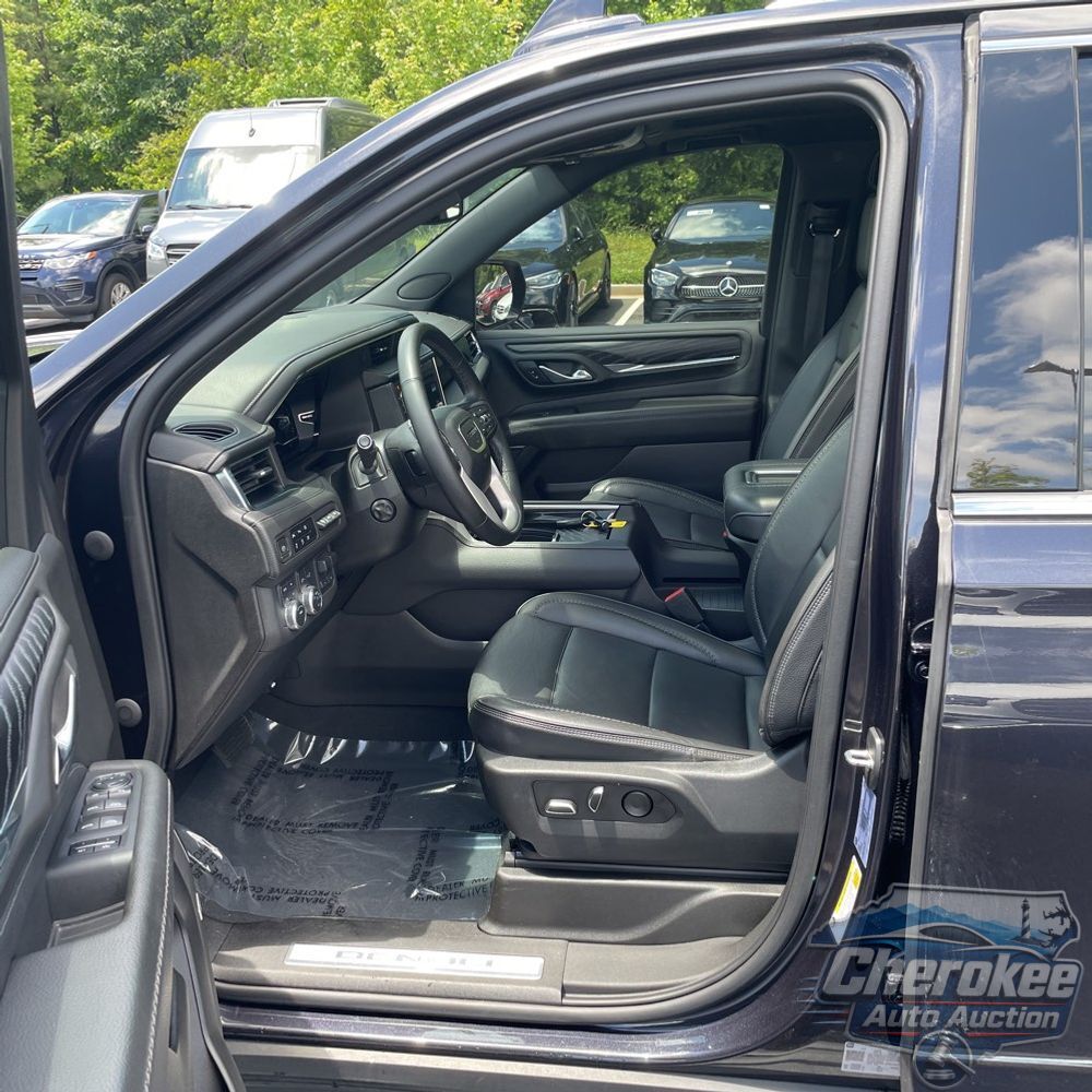 2023 GMC Yukon XL Denali
