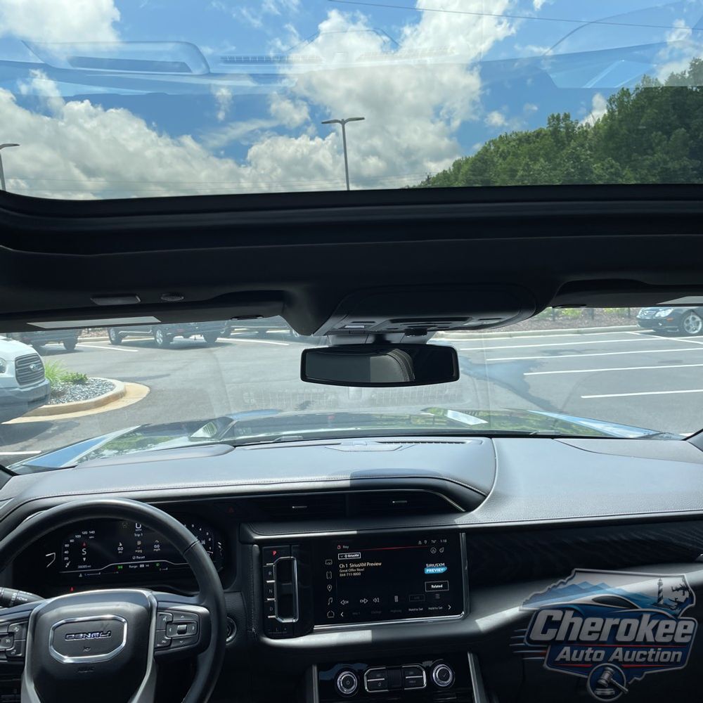 2023 GMC Yukon XL Denali