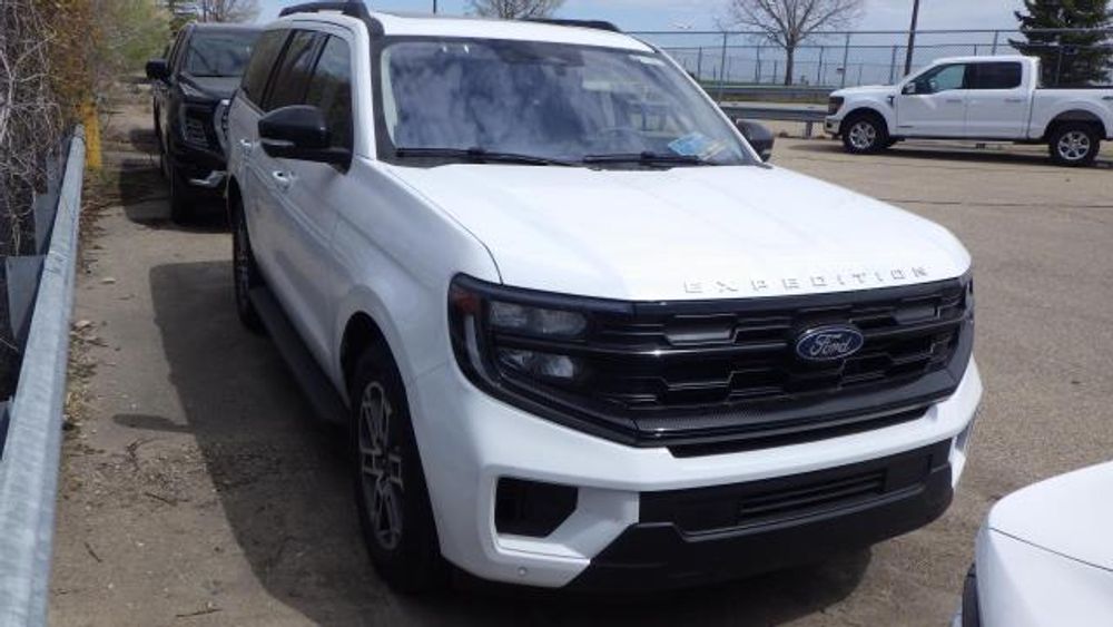 2025 Ford Expedition Active