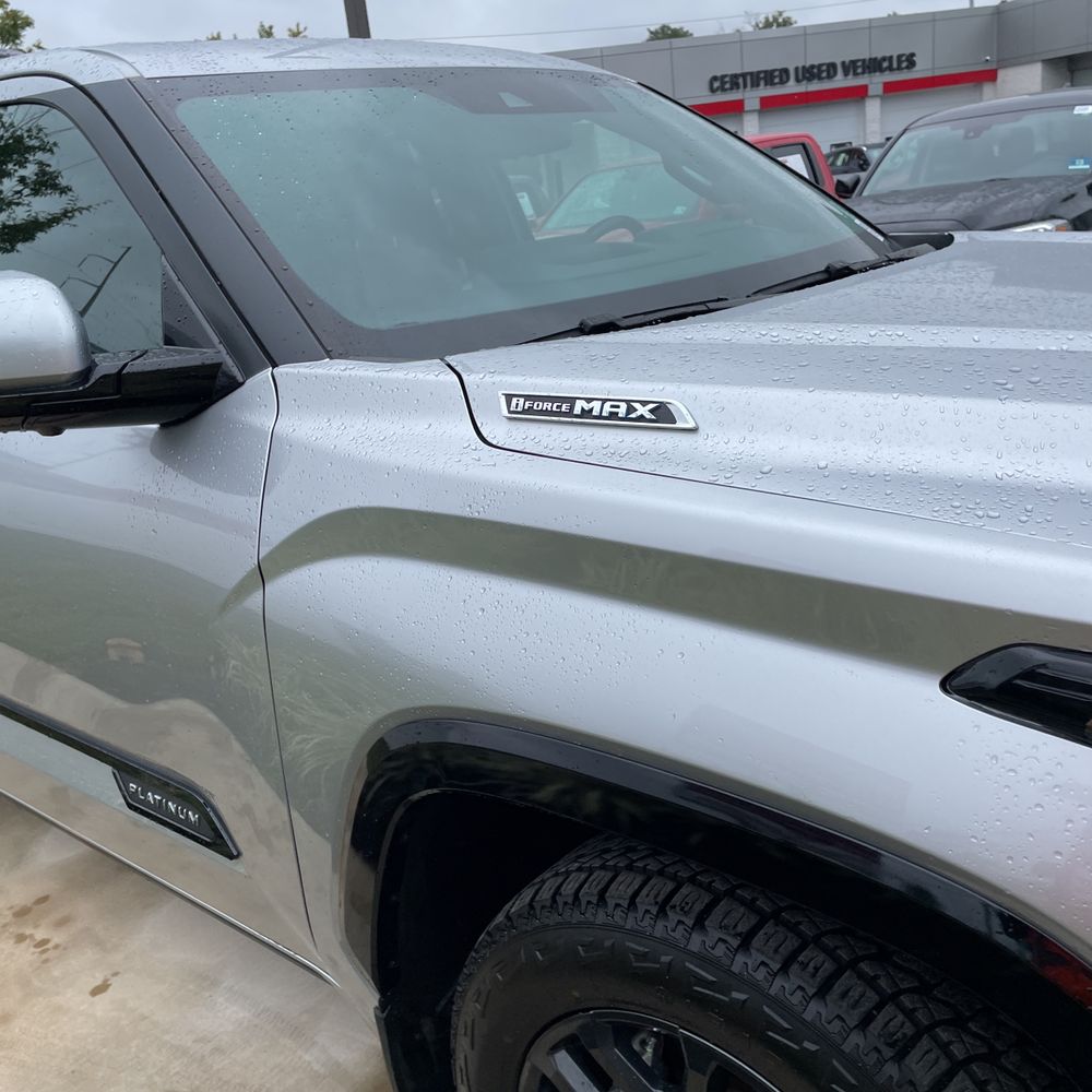 2024 Toyota Sequoia Platinum