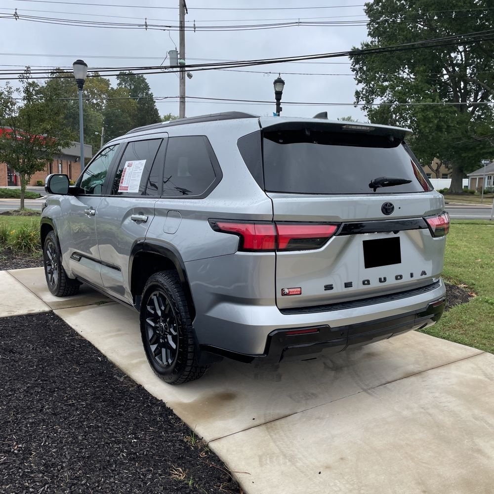 2024 Toyota Sequoia Platinum