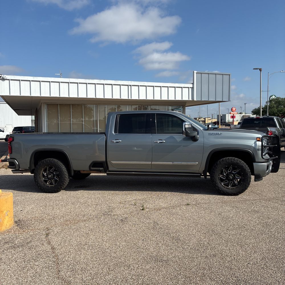 2024 Chevrolet Silverado 2500HD High Country