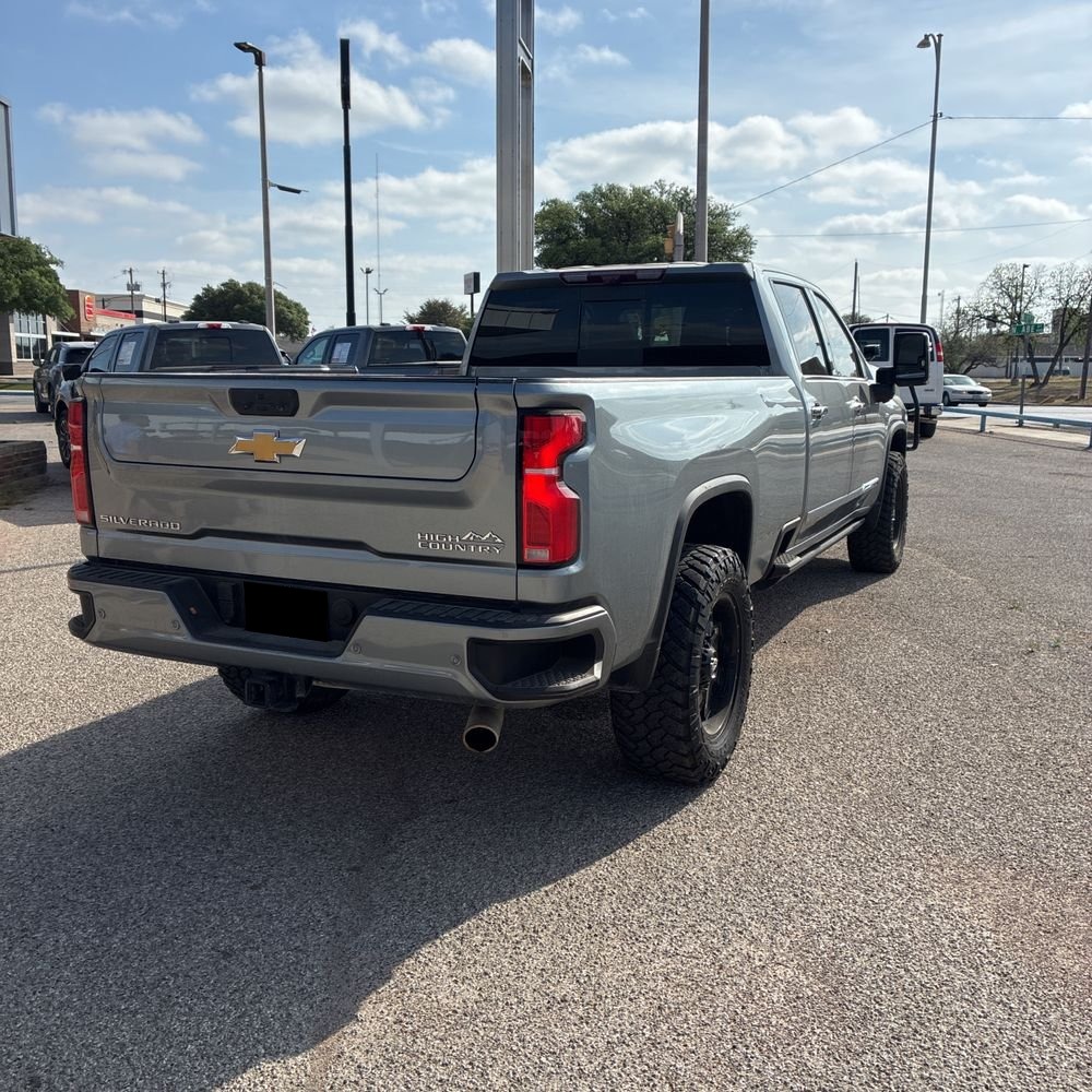 2024 Chevrolet Silverado 2500HD High Country