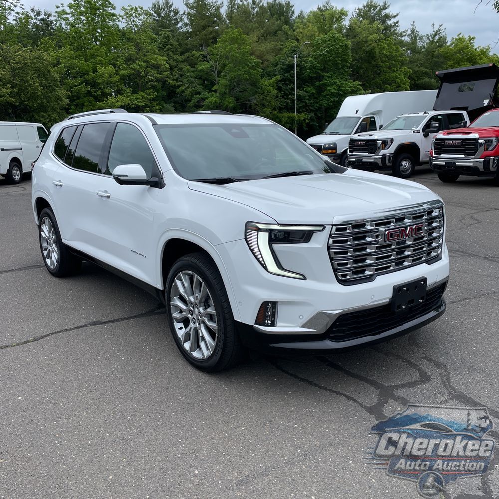 2024 GMC Acadia Denali