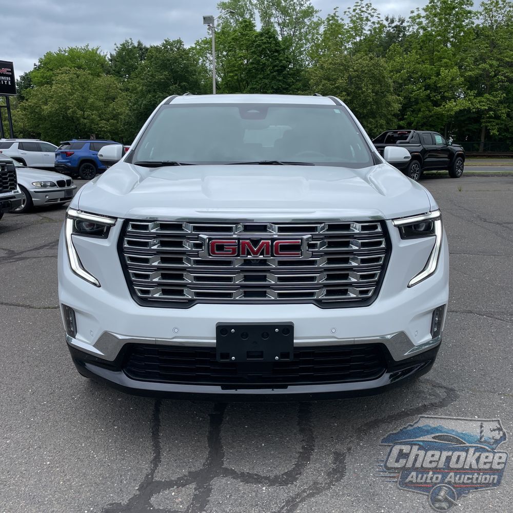 2024 GMC Acadia Denali