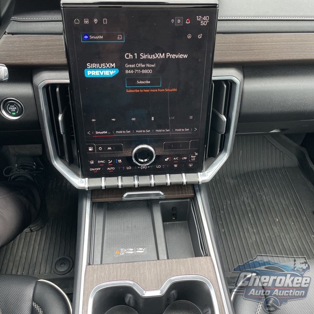2024 GMC Acadia Denali