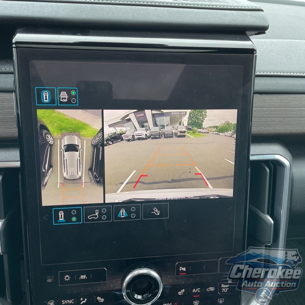 2024 GMC Acadia Denali