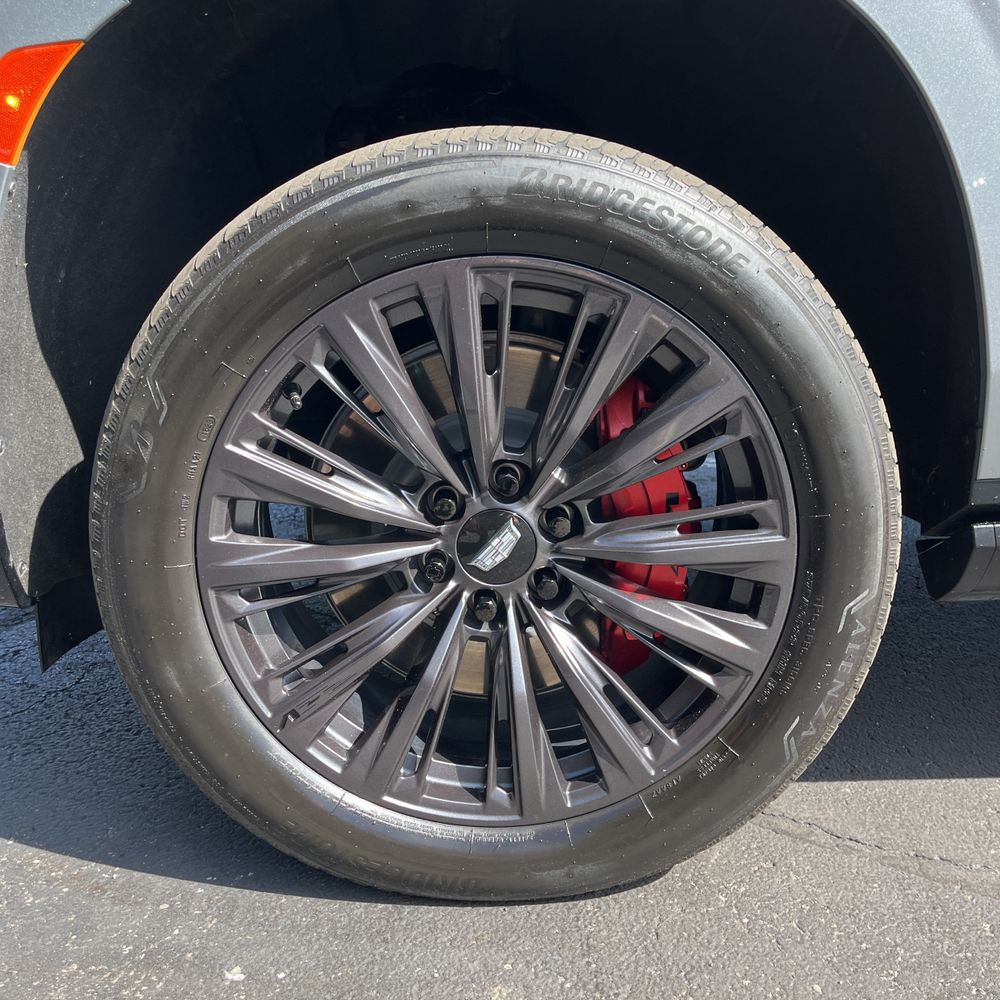 2023 Cadillac Escalade-V Base