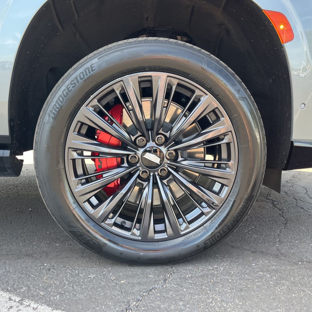 2023 Cadillac Escalade-V Base