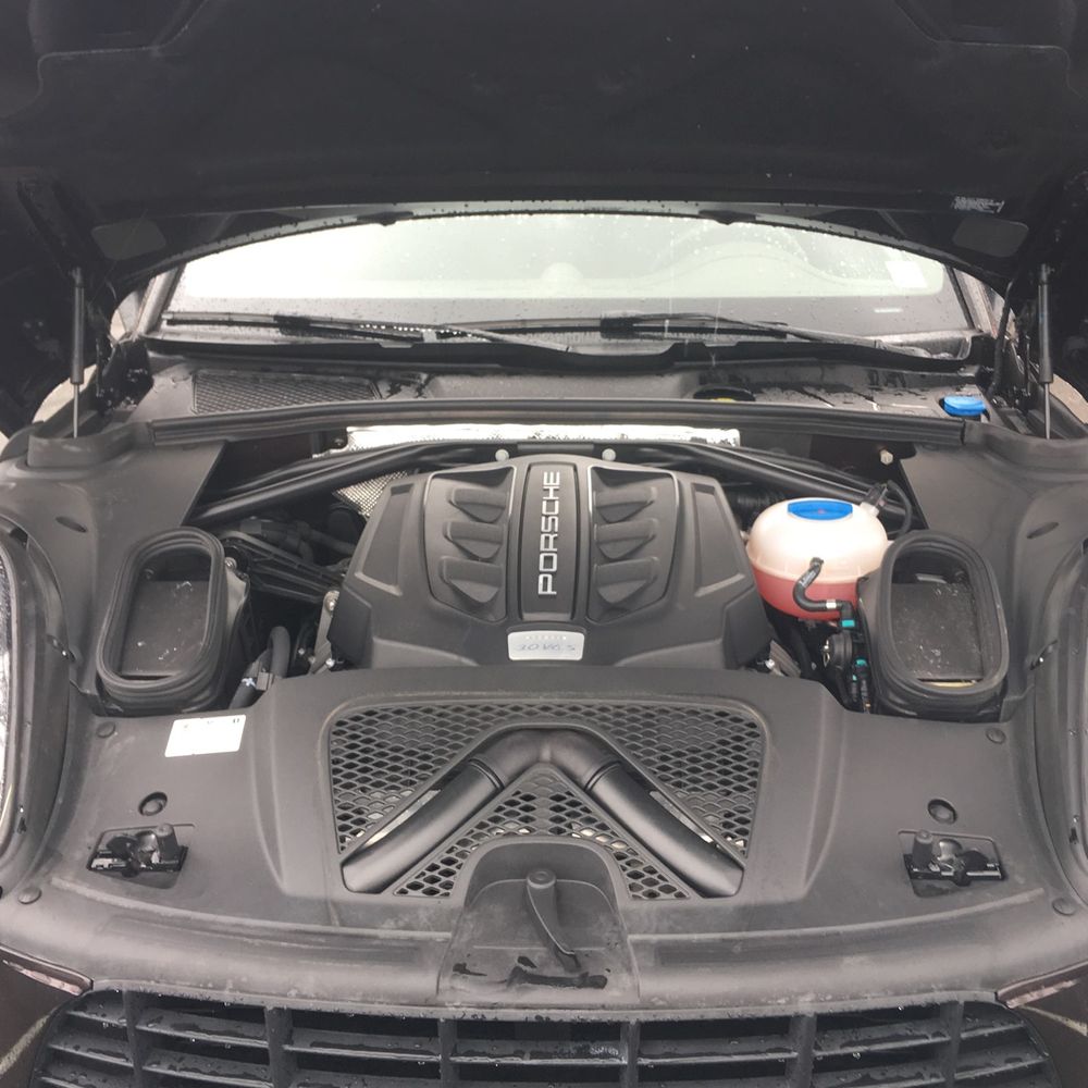 2016 Porsche Macan S