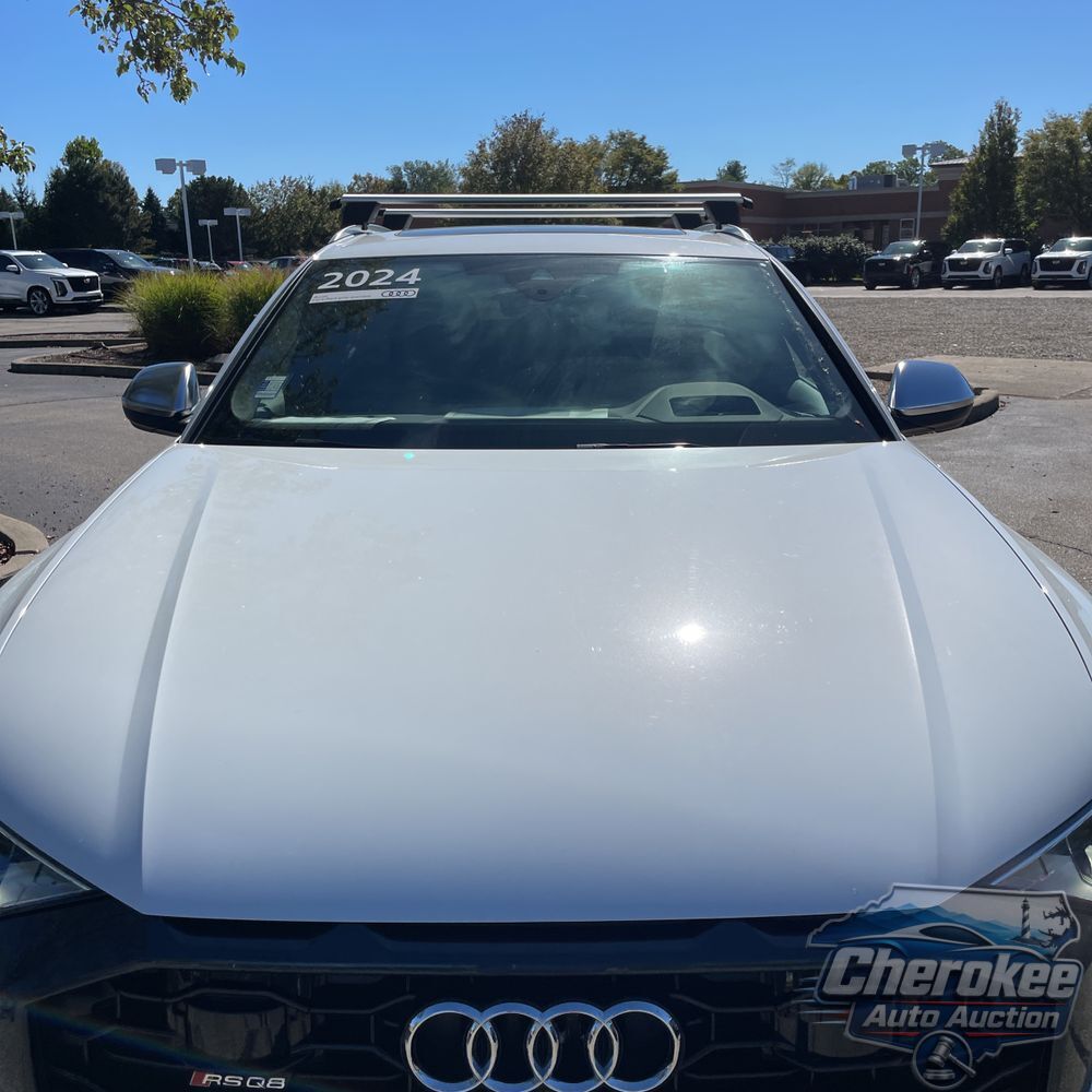 2024 Audi RS Q8 Base