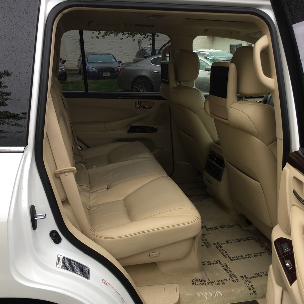 2015 Lexus LX 570