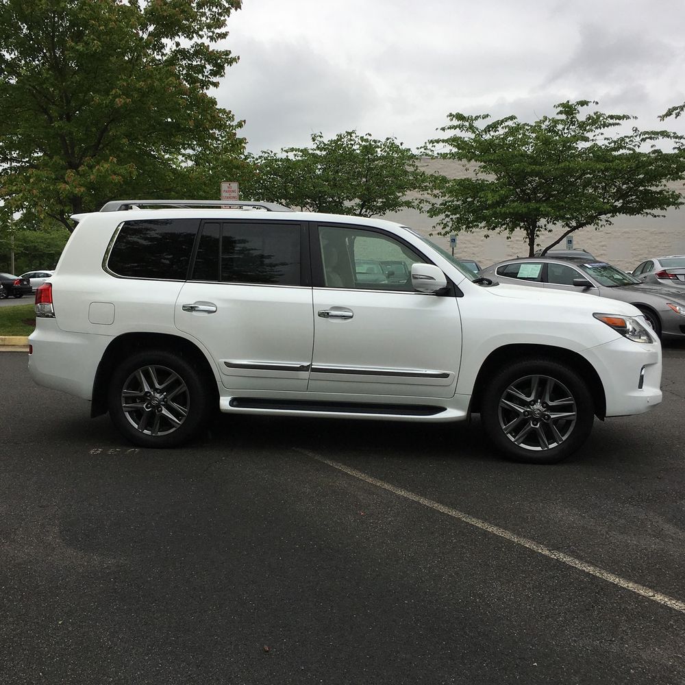 2015 Lexus LX 570