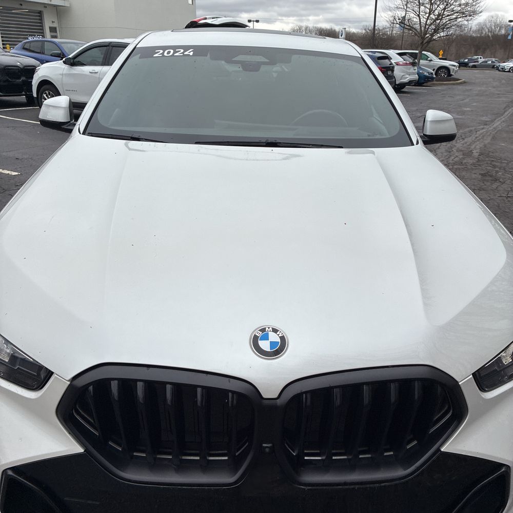 2024 BMW X6 xDrive40i
