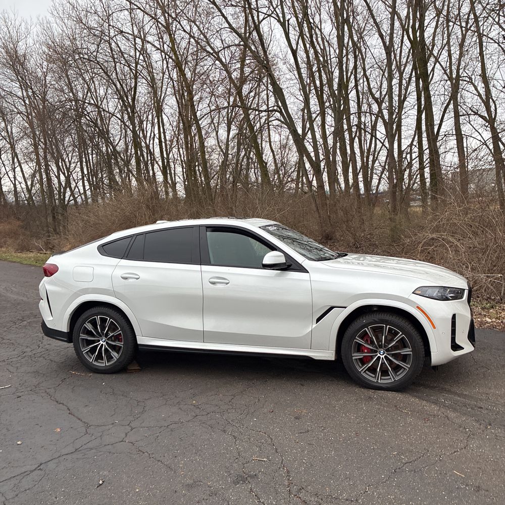 2024 BMW X6 xDrive40i
