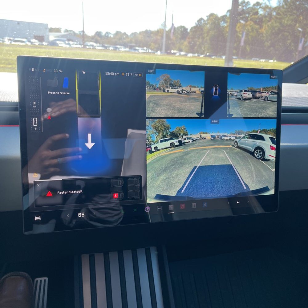 2024 Tesla Cybertruck Base