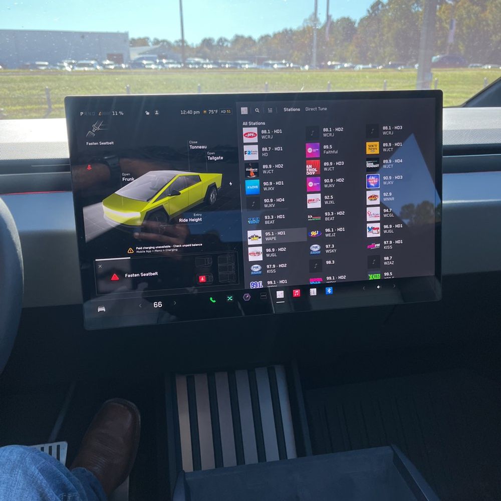 2024 Tesla Cybertruck Base
