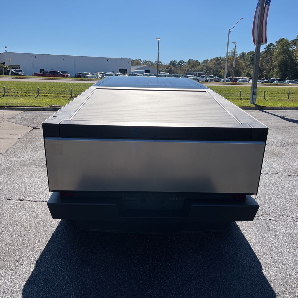 2024 Tesla Cybertruck Base