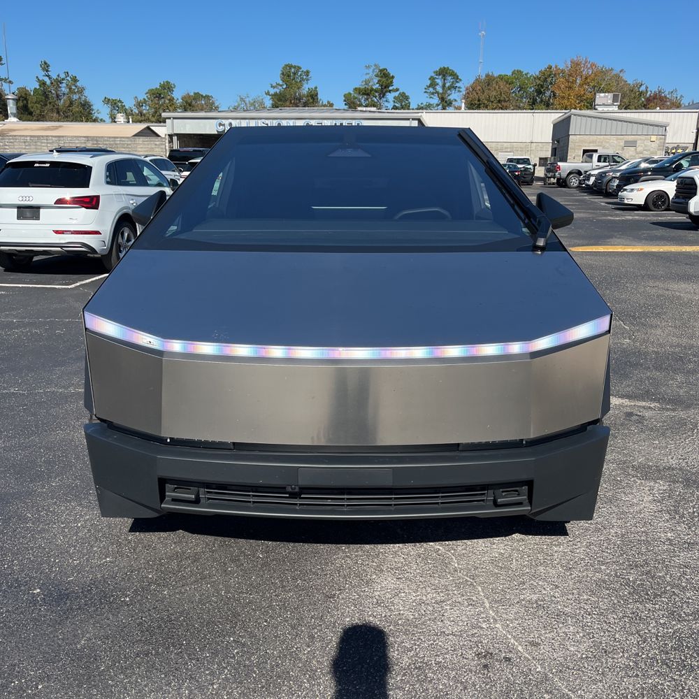 2024 Tesla Cybertruck Base