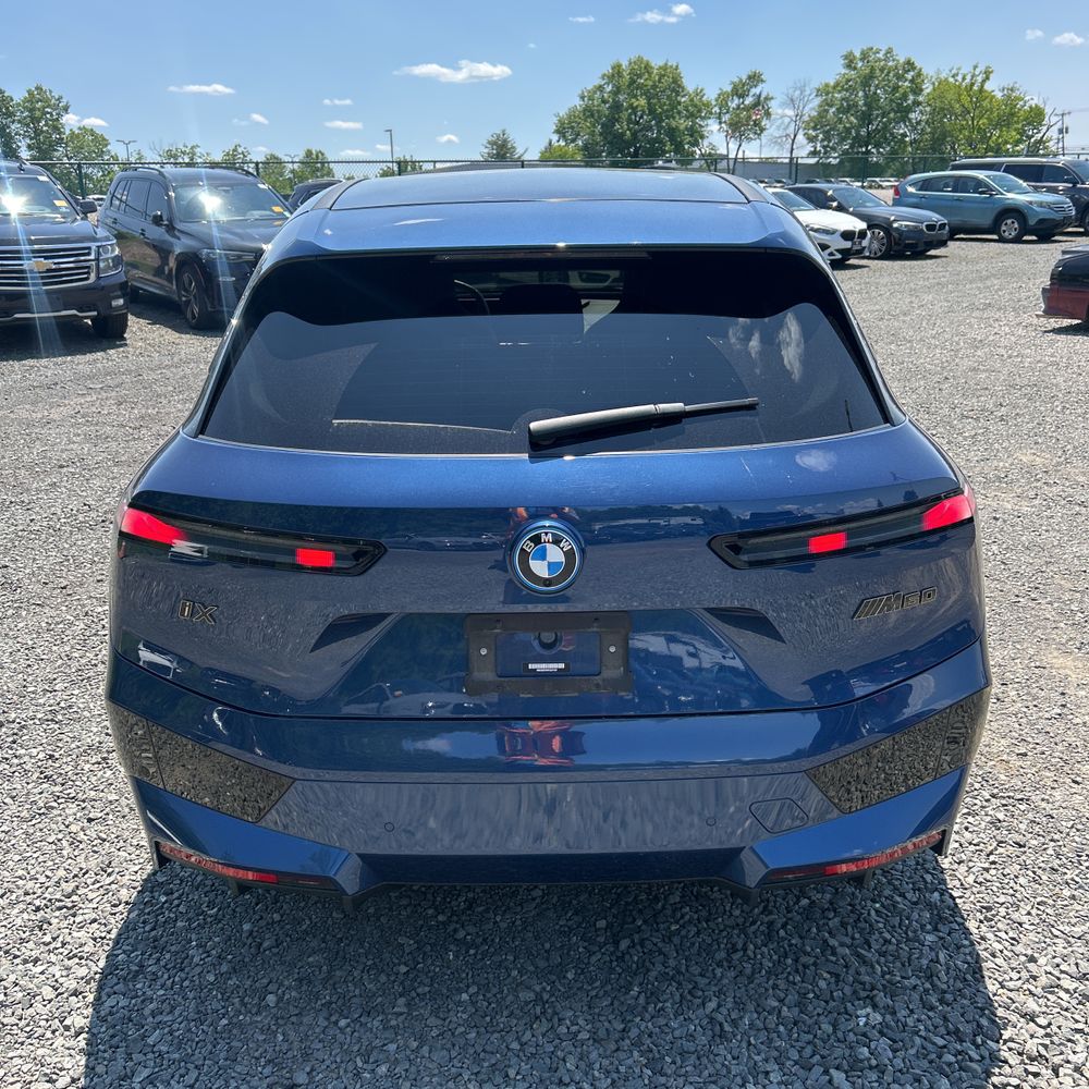 2023 BMW iX M60