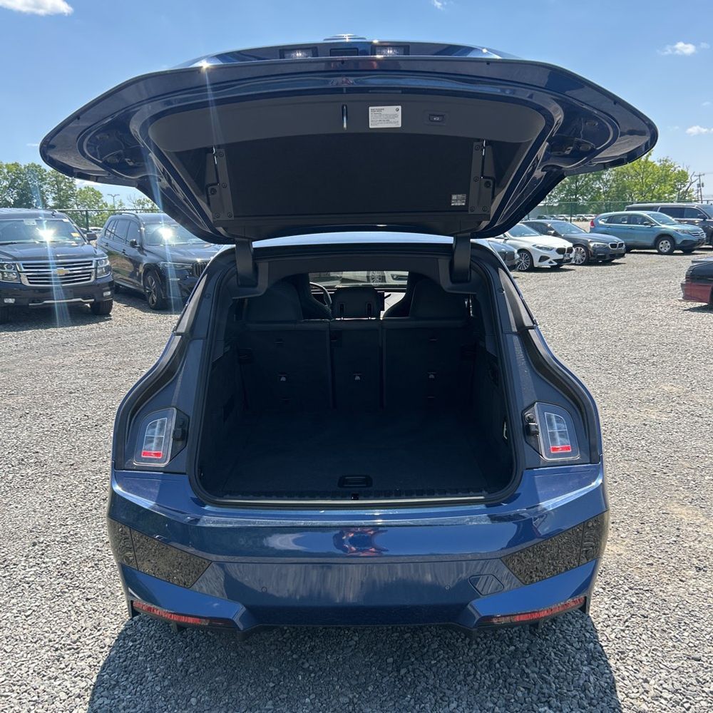 2023 BMW iX M60