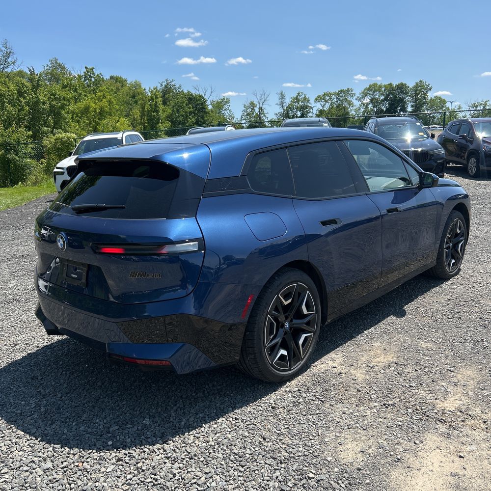 2023 BMW iX M60