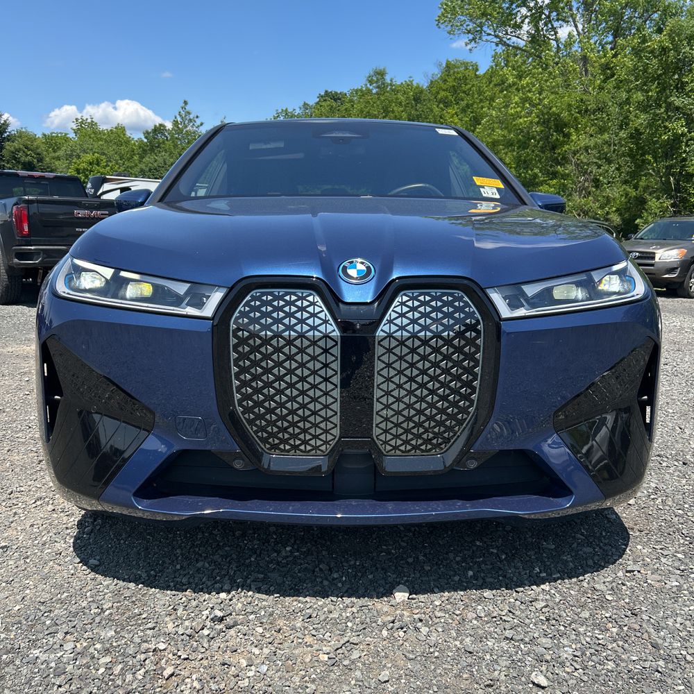 2023 BMW iX M60