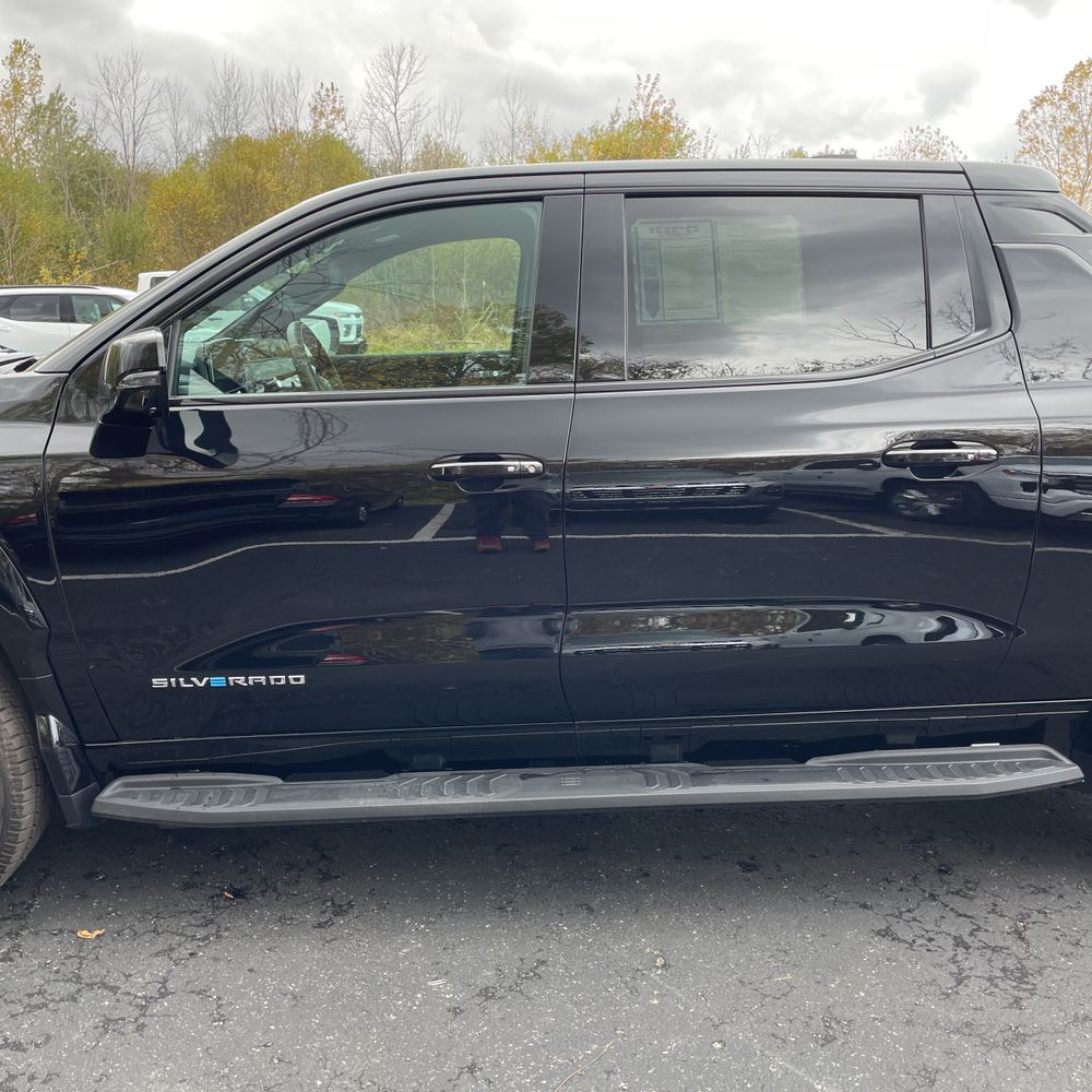 2024 Chevrolet Silverado EV RST