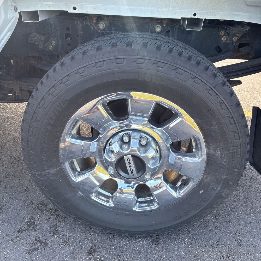2023 Ford F-250 Super Duty Lariat