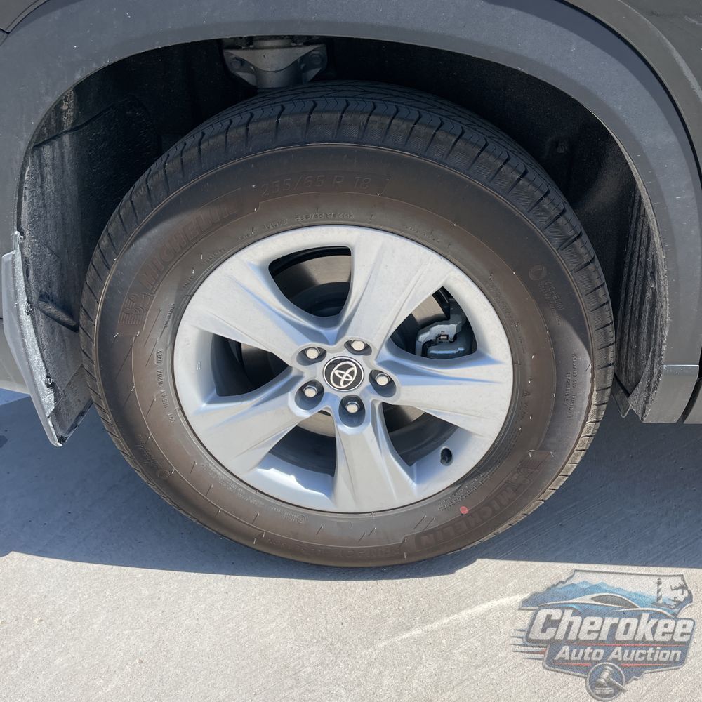 2025 Toyota Grand Highlander Hybrid LE