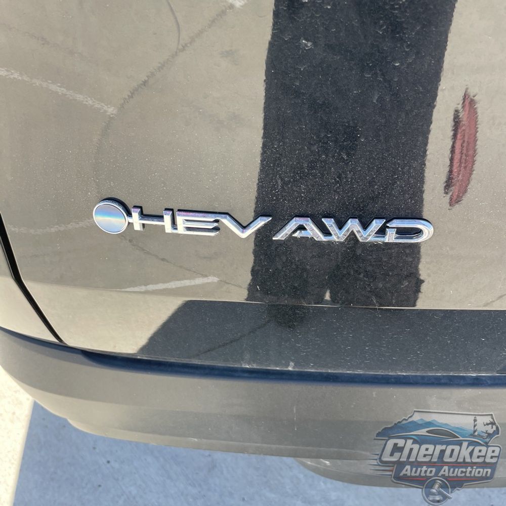 2025 Toyota Grand Highlander Hybrid LE