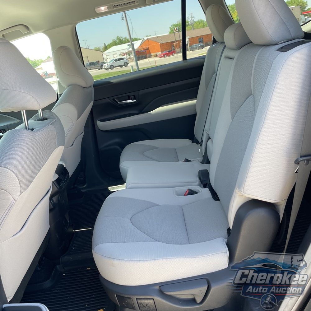 2025 Toyota Grand Highlander Hybrid LE