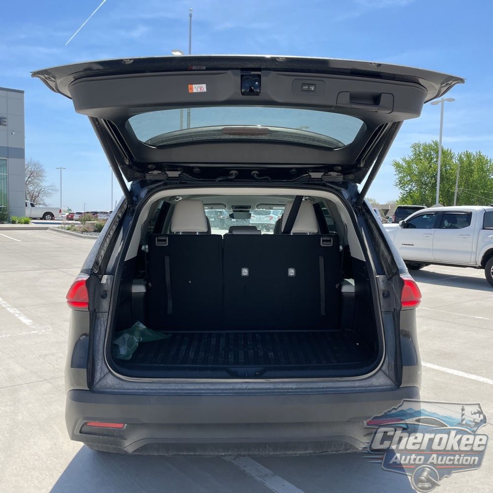 2025 Toyota Grand Highlander Hybrid LE