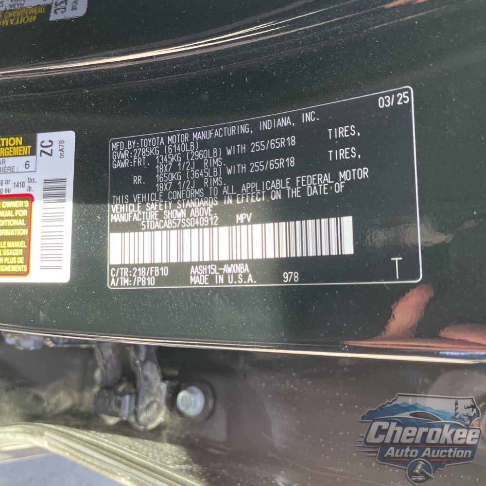 2025 Toyota Grand Highlander Hybrid LE