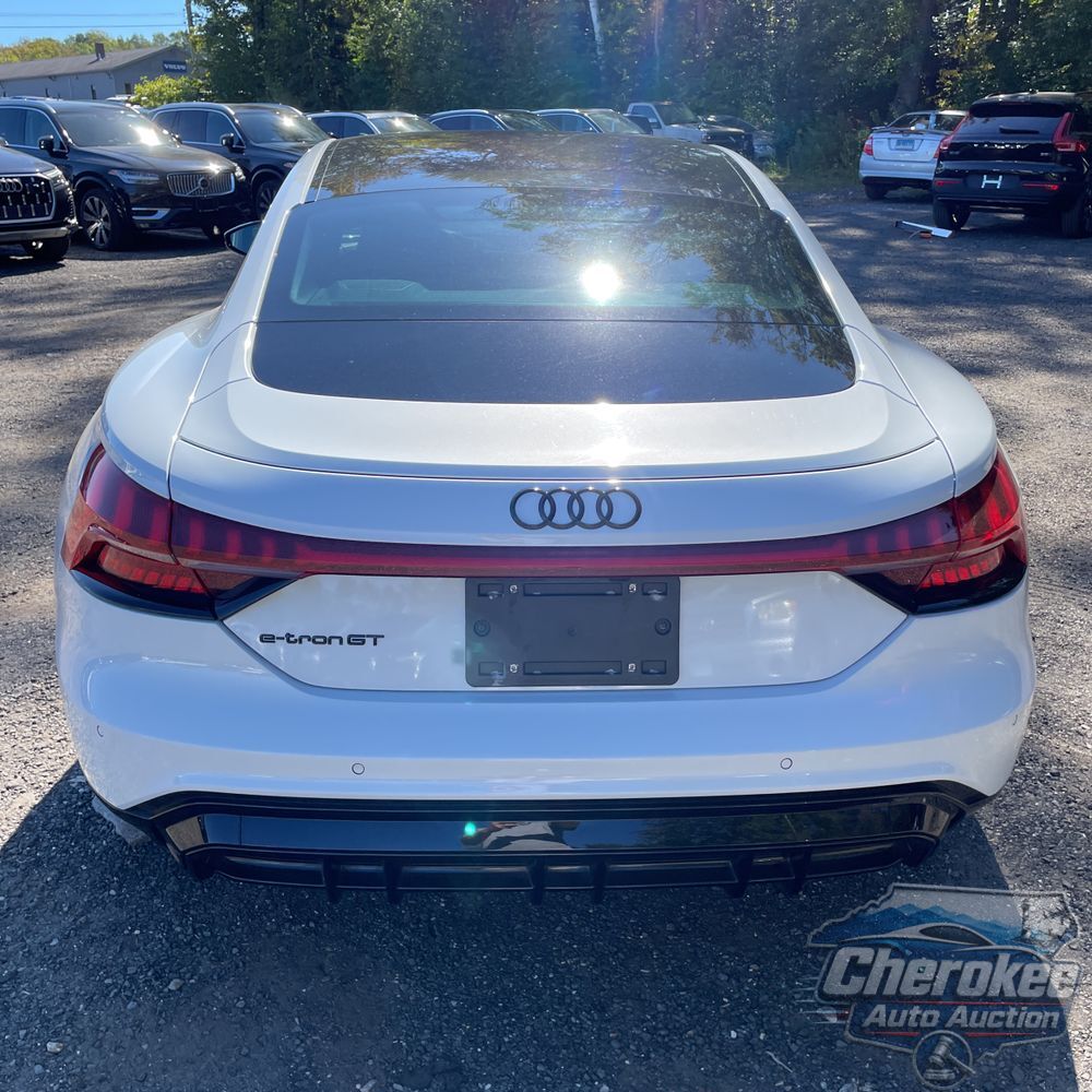 2023 Audi e-tron GT Premium Plus