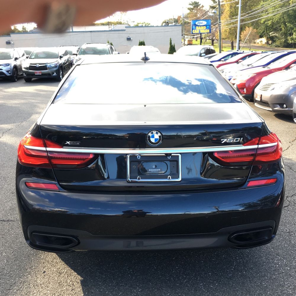 2017 BMW 7-Series 750xi