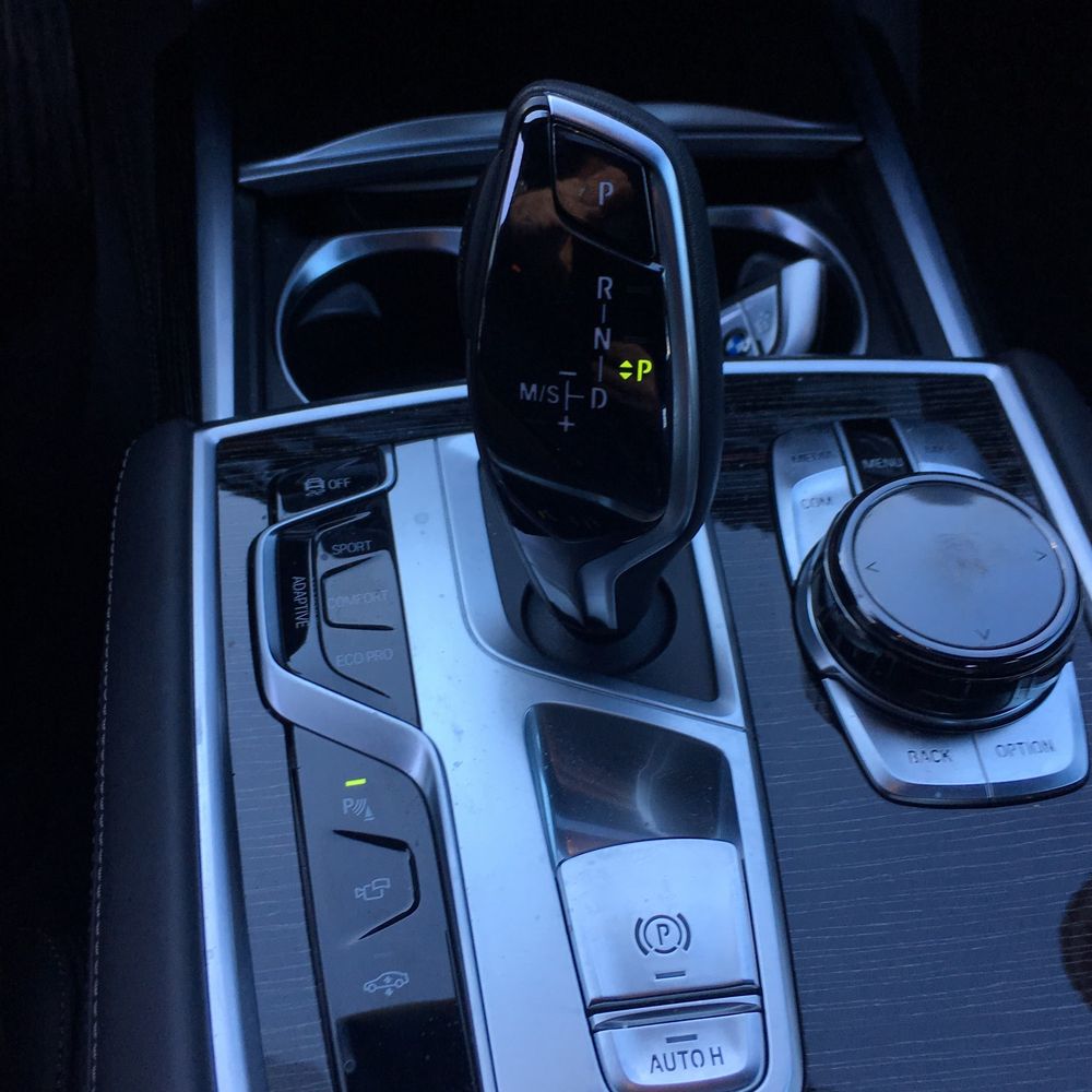 2017 BMW 7-Series 750xi