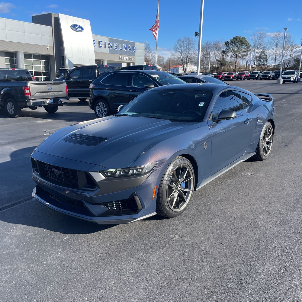 2024 Ford Mustang Dark Horse