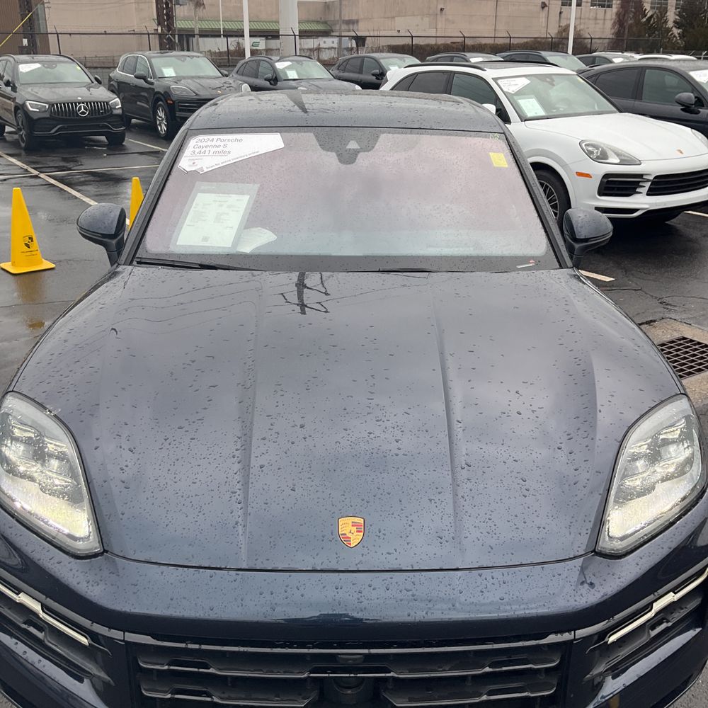 2024 Porsche Cayenne S