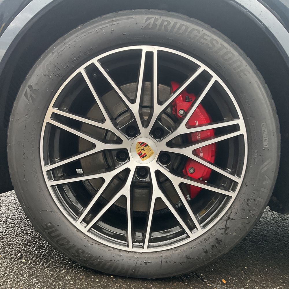 2024 Porsche Cayenne S