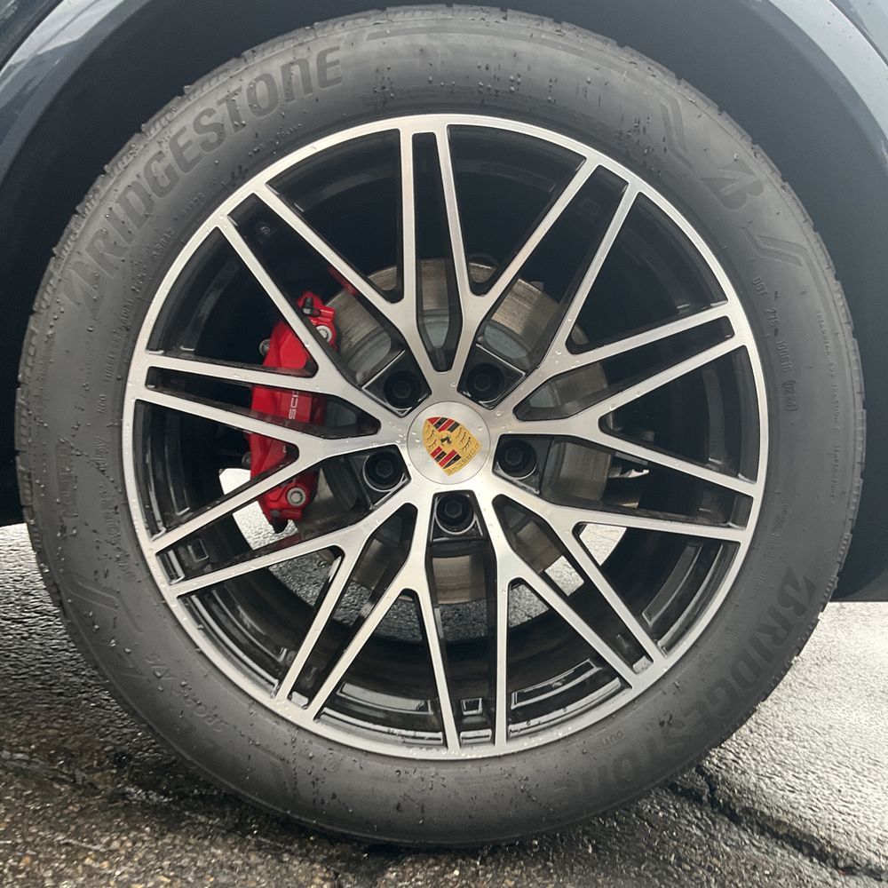 2024 Porsche Cayenne S