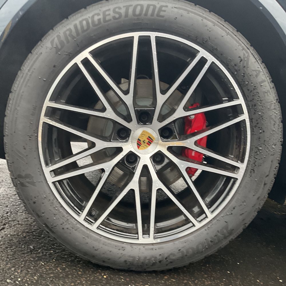 2024 Porsche Cayenne S