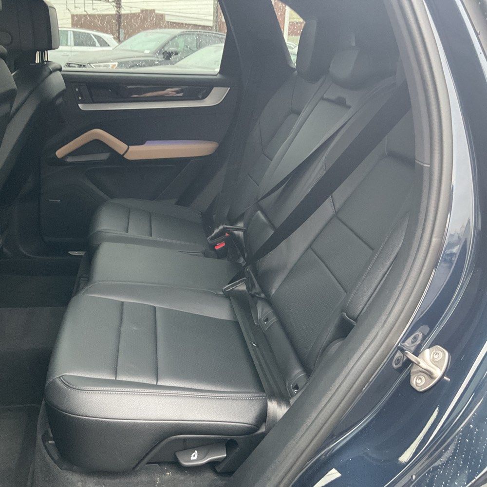 2024 Porsche Cayenne S