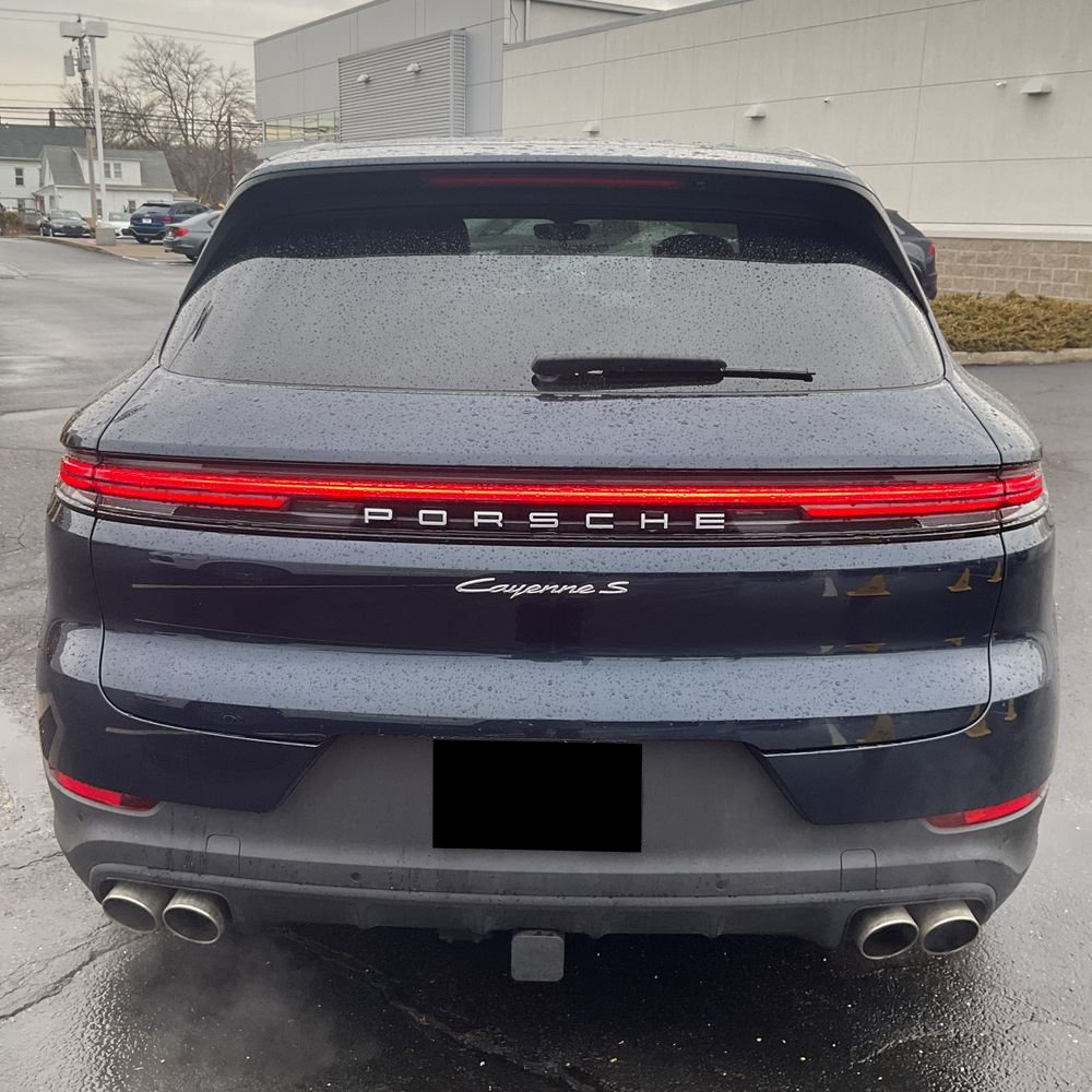 2024 Porsche Cayenne S