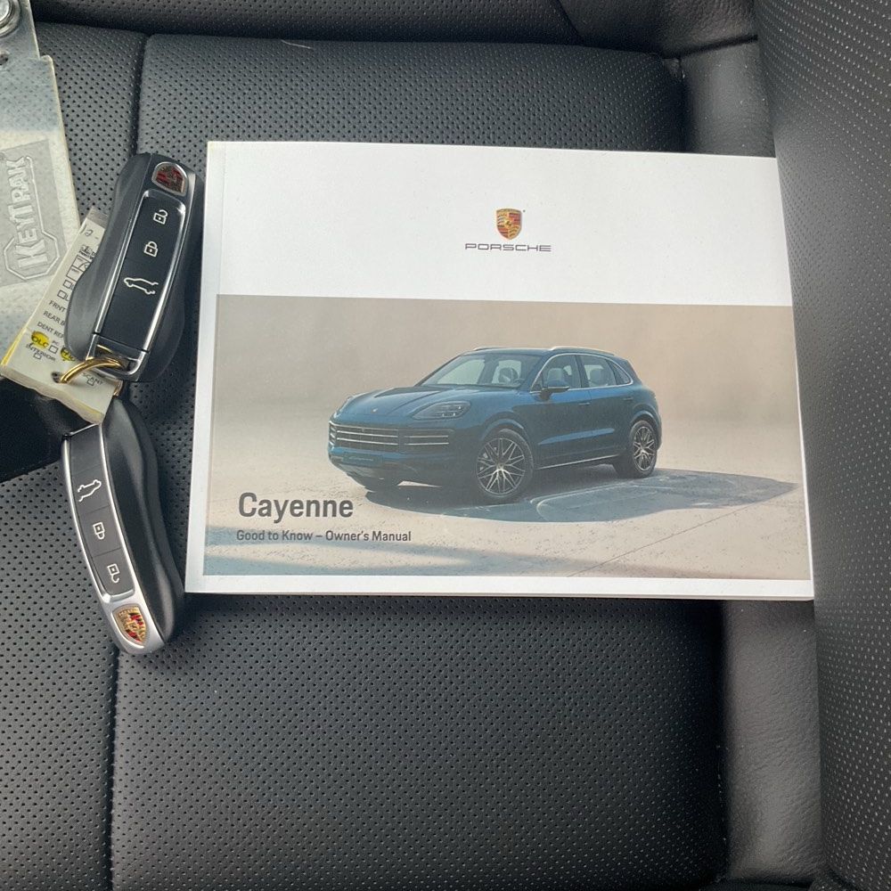 2024 Porsche Cayenne S