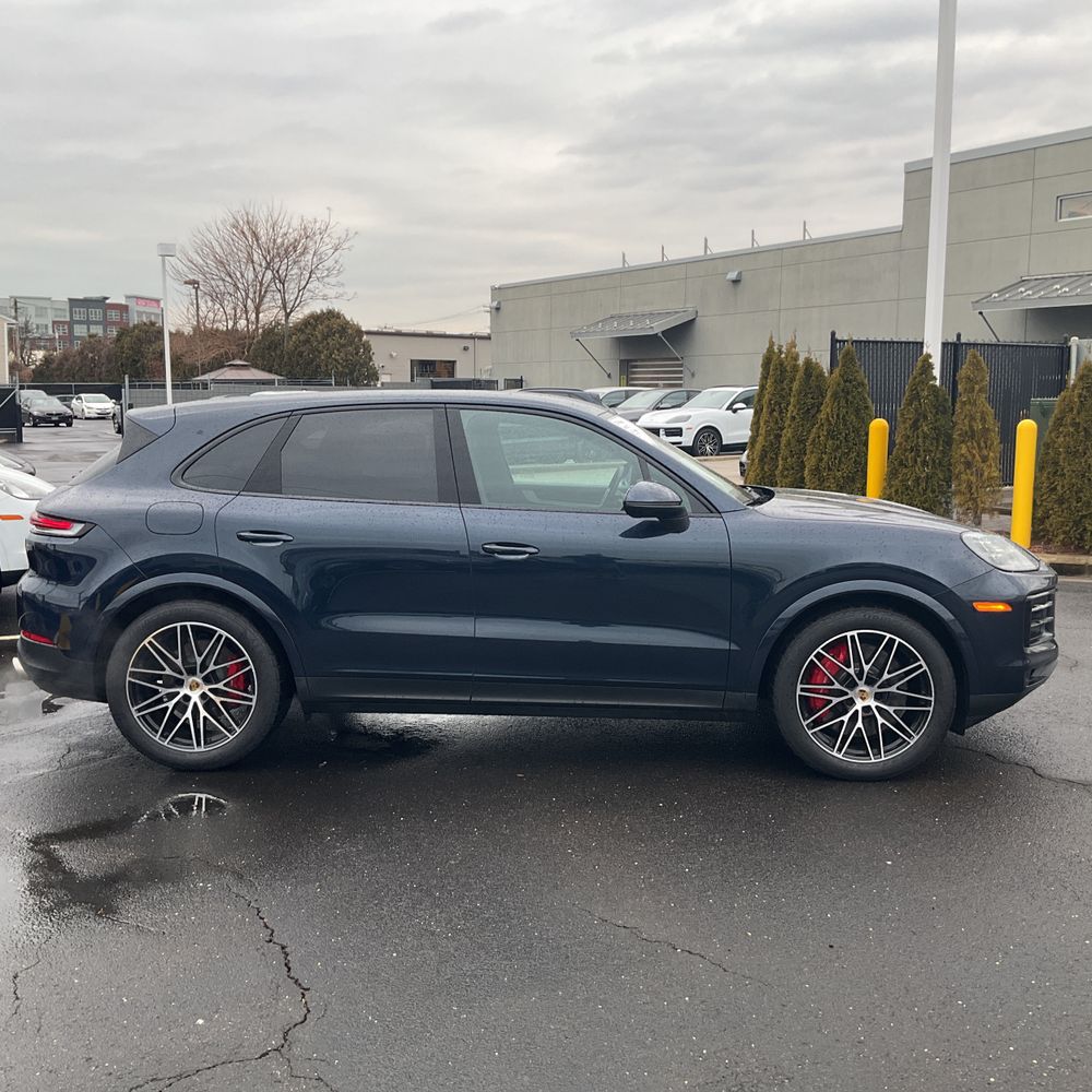 2024 Porsche Cayenne S