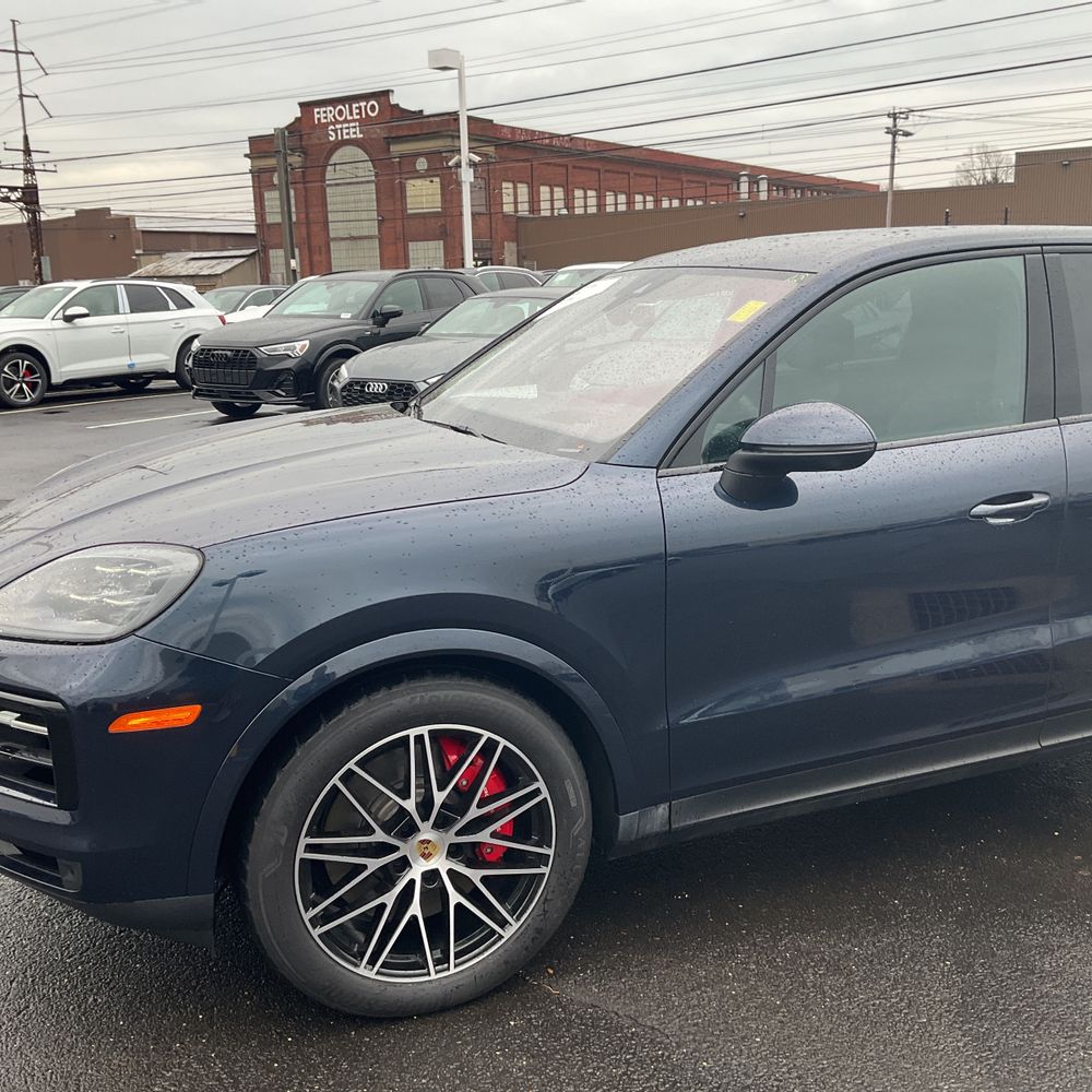 2024 Porsche Cayenne S