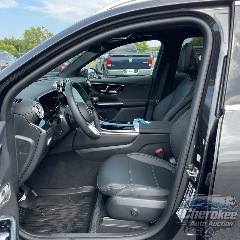2025 Mercedes-Benz GLC GLC 350e 4MATIC