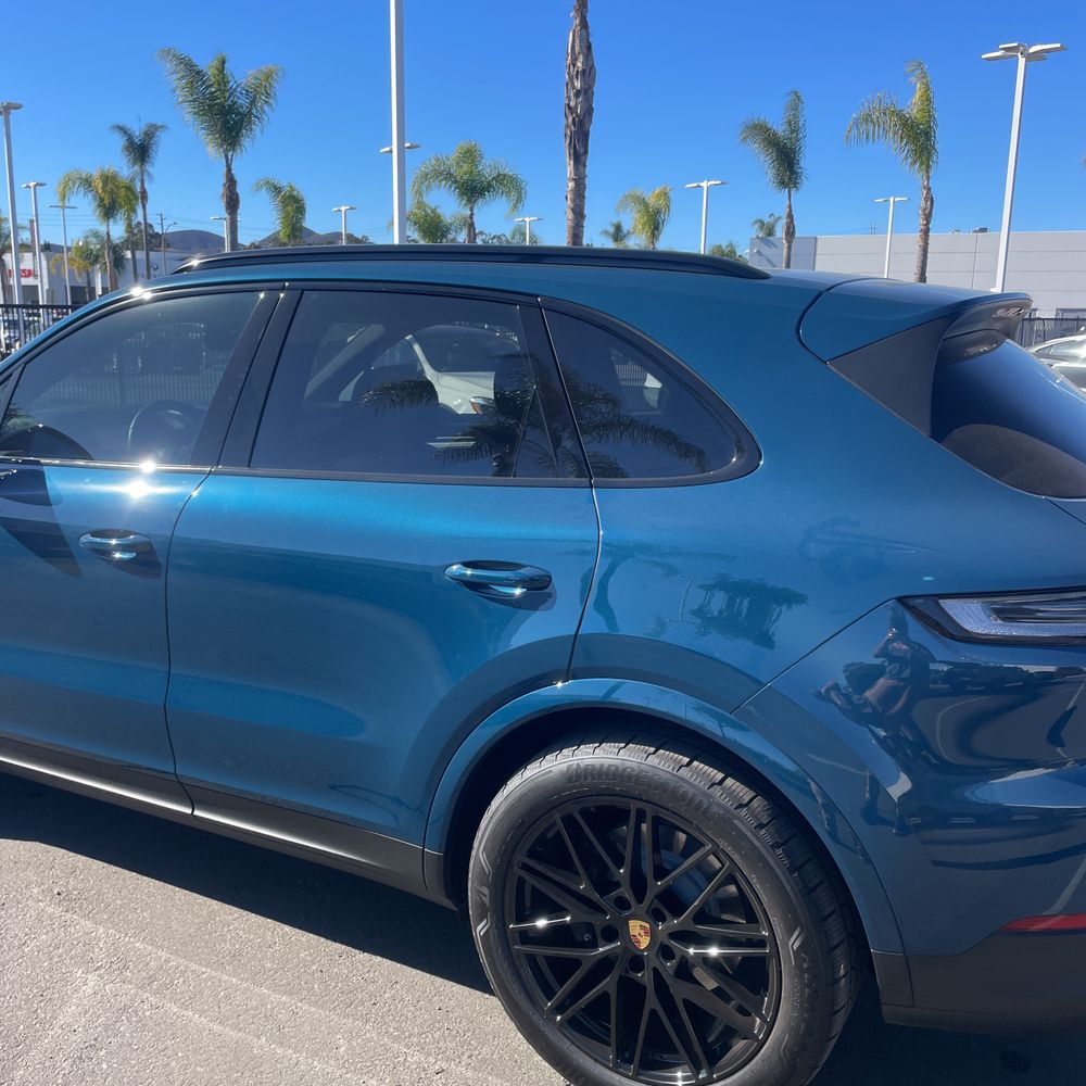 2024 Porsche Cayenne Base